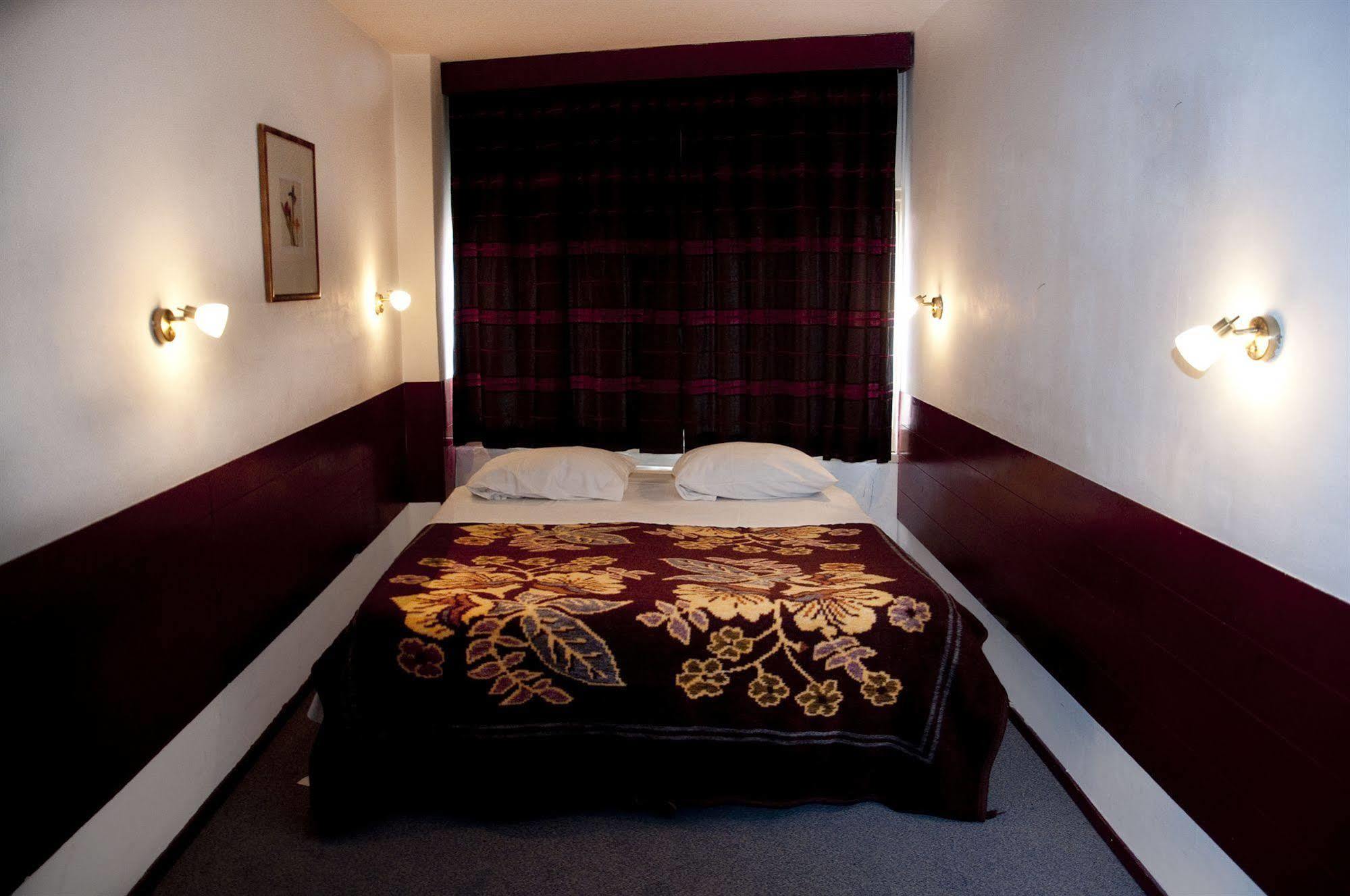 Budget Hotel Ben Амстердам Экстерьер фото
